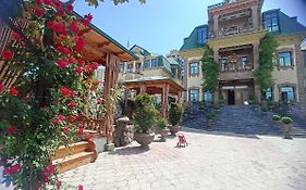 Almos Hotel Dusjanbe Exterior photo