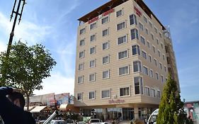 Banoj Hotel Arbil Exterior photo
