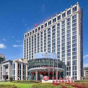 Ramada By Wyndham Taizhou Hotel Tiantai Exterior photo
