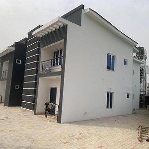 Beautiful 2-Bed Apartment In Badore First Unity Lekki Exterior photo