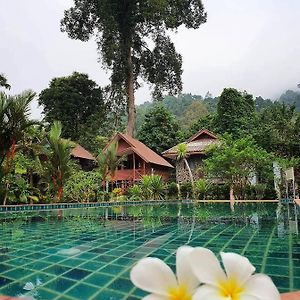Malulee Khaosok Resort Khao Sok National Park Exterior photo