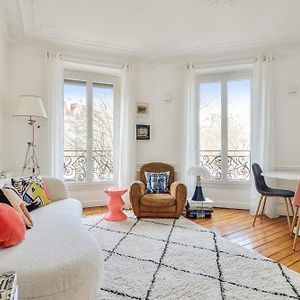 Charming Haussmannian T3 In Paris - Welkeys Lejlighed Exterior photo