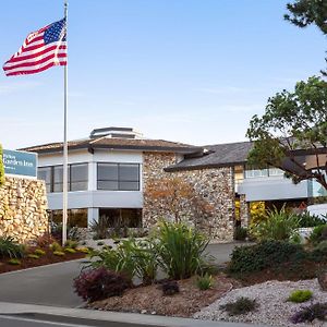 Hilton Garden Inn Monterey Exterior photo