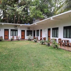 The Green Guest House Polonnaruwa Exterior photo