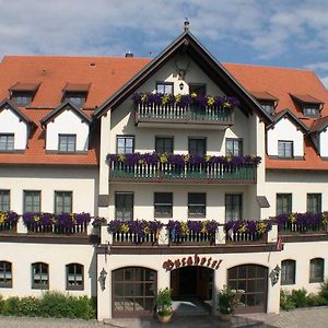 Goldener Hirsch Hotel Burgthann Exterior photo