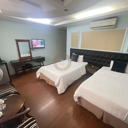 Trung Nam Hotel - 64 Nguyen Truong To - By Bay Luxury Hanoi Eksteriør billede
