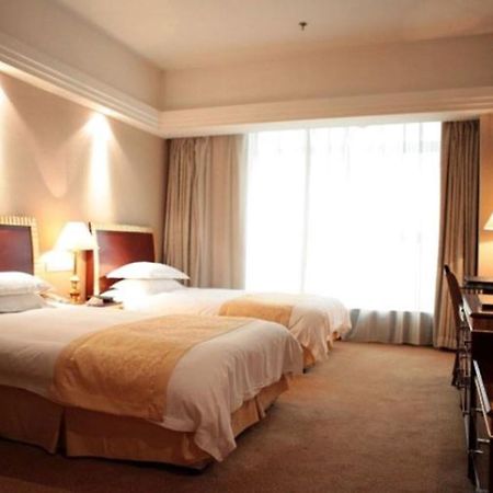 Ramada Hotel Wuxi Wuxi  Eksteriør billede
