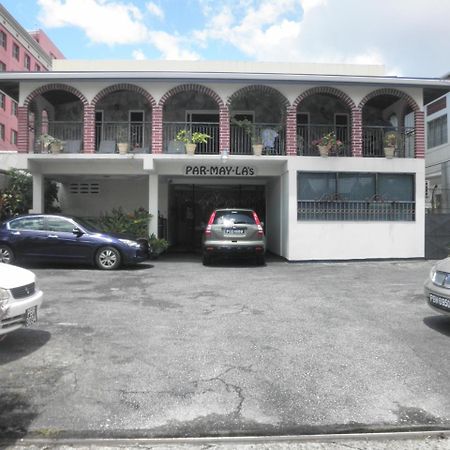 Par May La'S Port of Spain Eksteriør billede