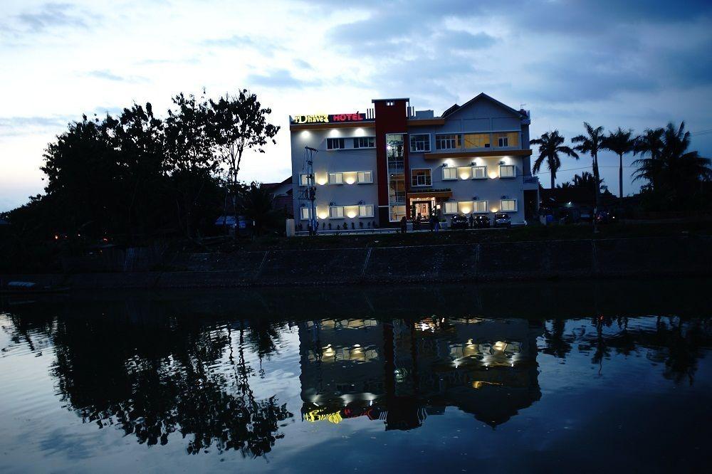 Oyo 897 D'Dhave Hotel Syariah Padang  Eksteriør billede