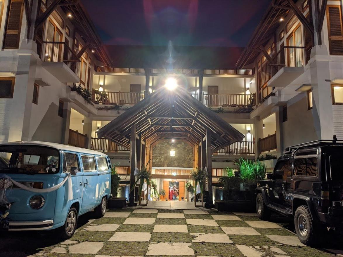 Villa Damar Boutique Hotel Bandung Eksteriør billede