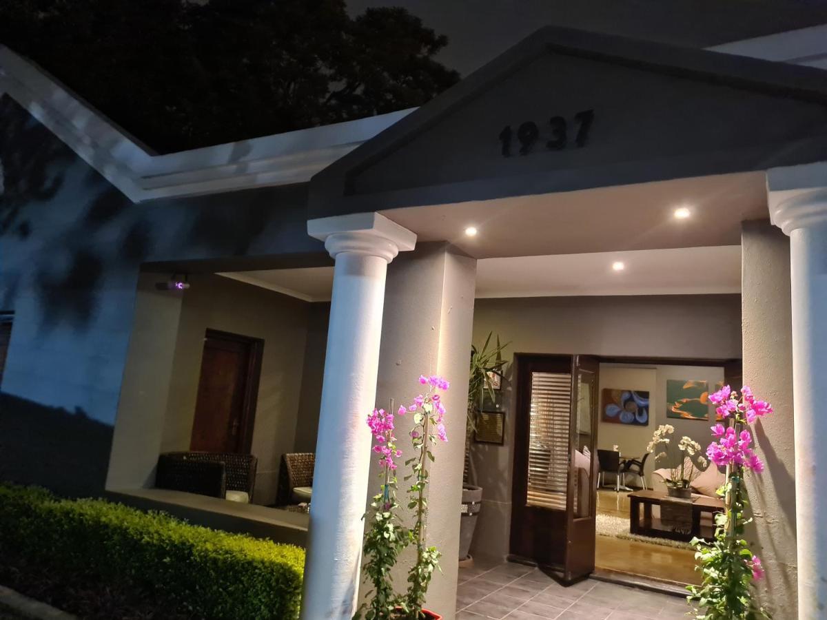 About Guest Lodge Pretoria-Noord Eksteriør billede