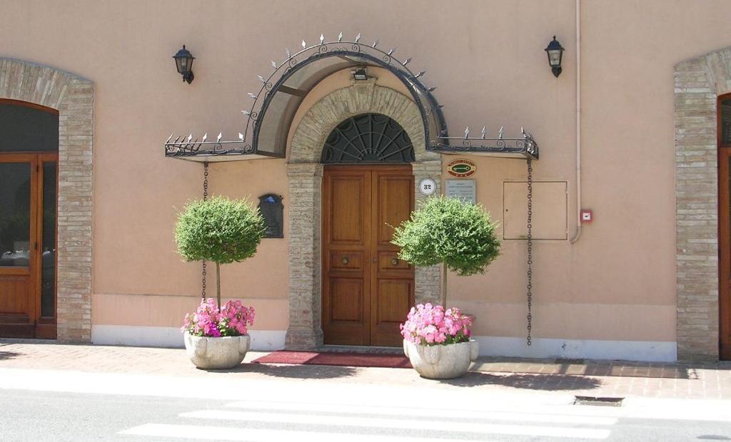 Hotel Borgo Antico Fabriano Eksteriør billede