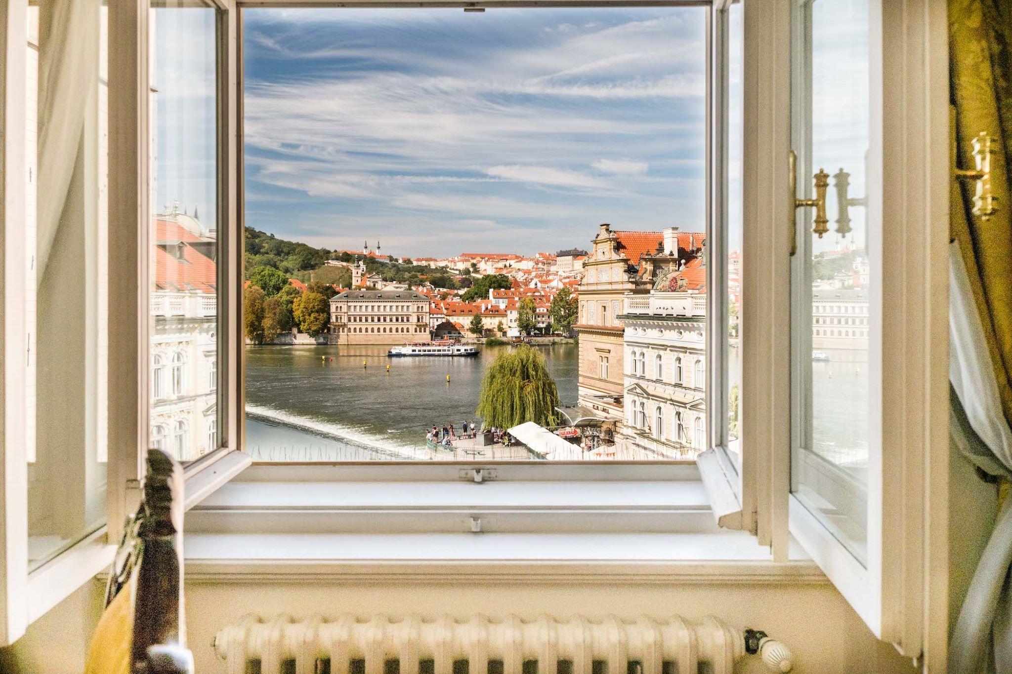Charles Bridge Palace Prag Eksteriør billede