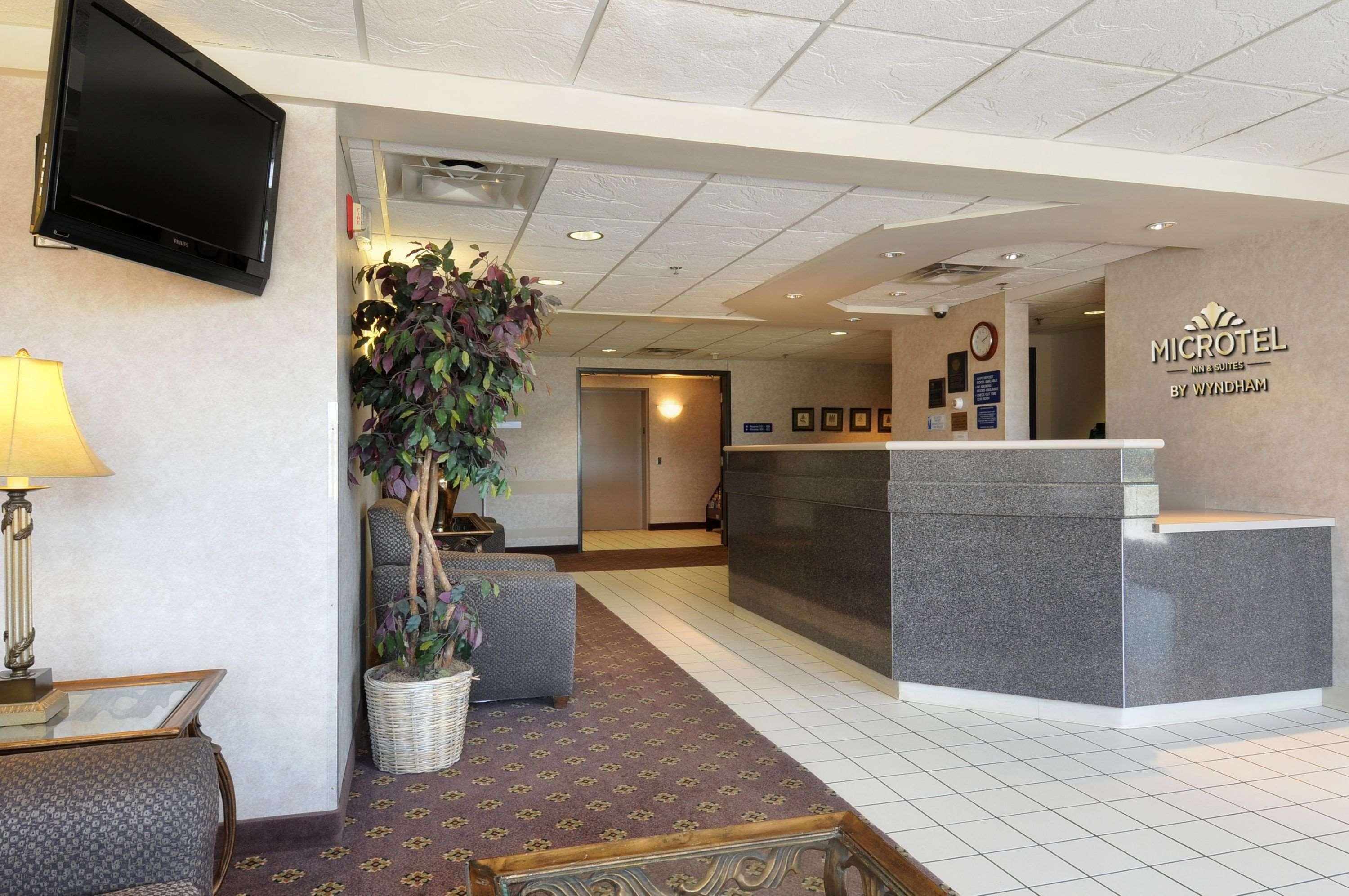 Microtel Inn & Suites By Wyndham Bloomington Msp Airport Interiør billede