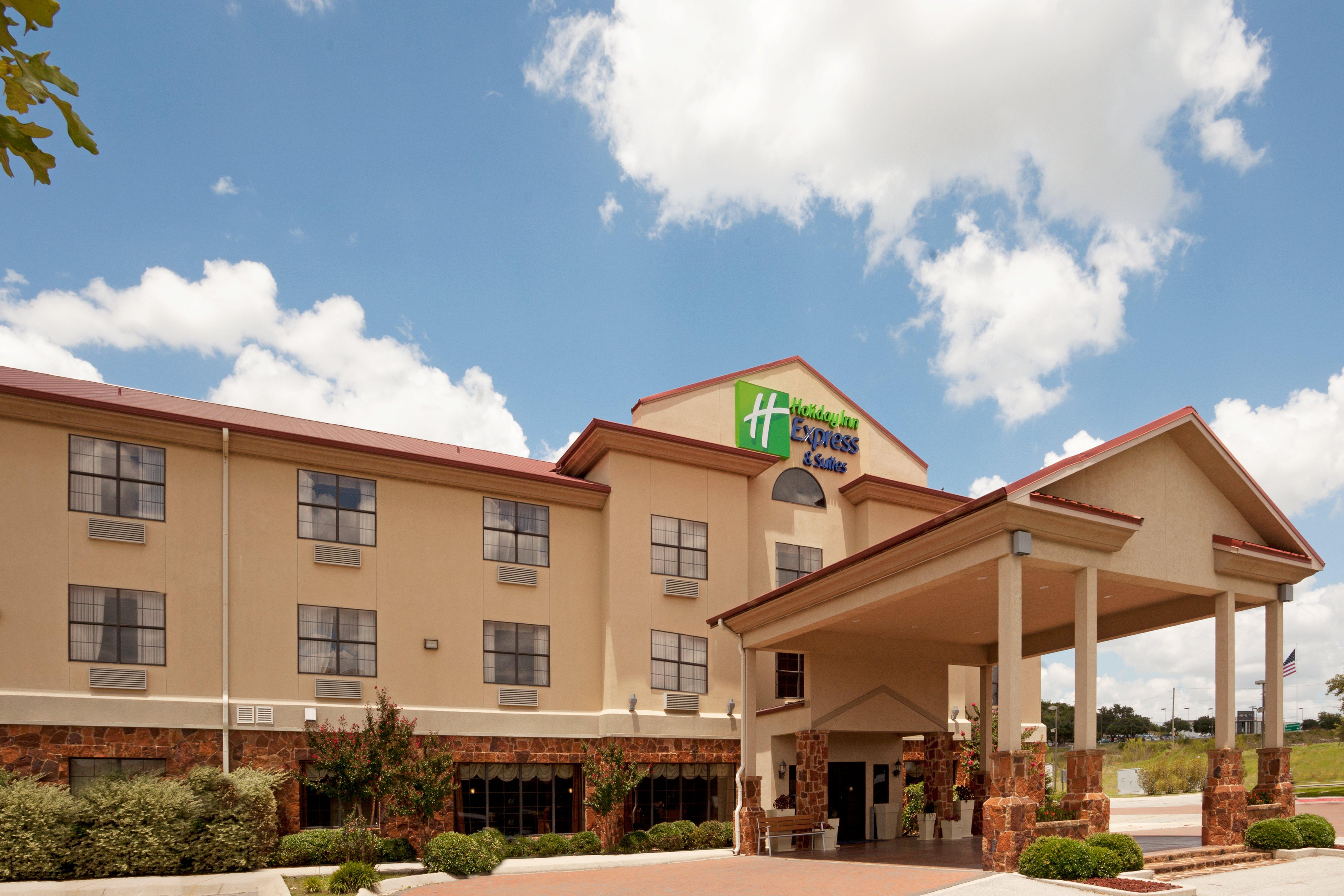 Holiday Inn Express & Suites Kerrville Eksteriør billede