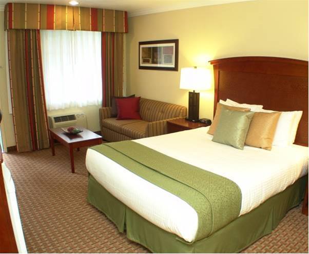 Quality Inn & Suites Santa Cruz Mountains Ben Lomond Eksteriør billede