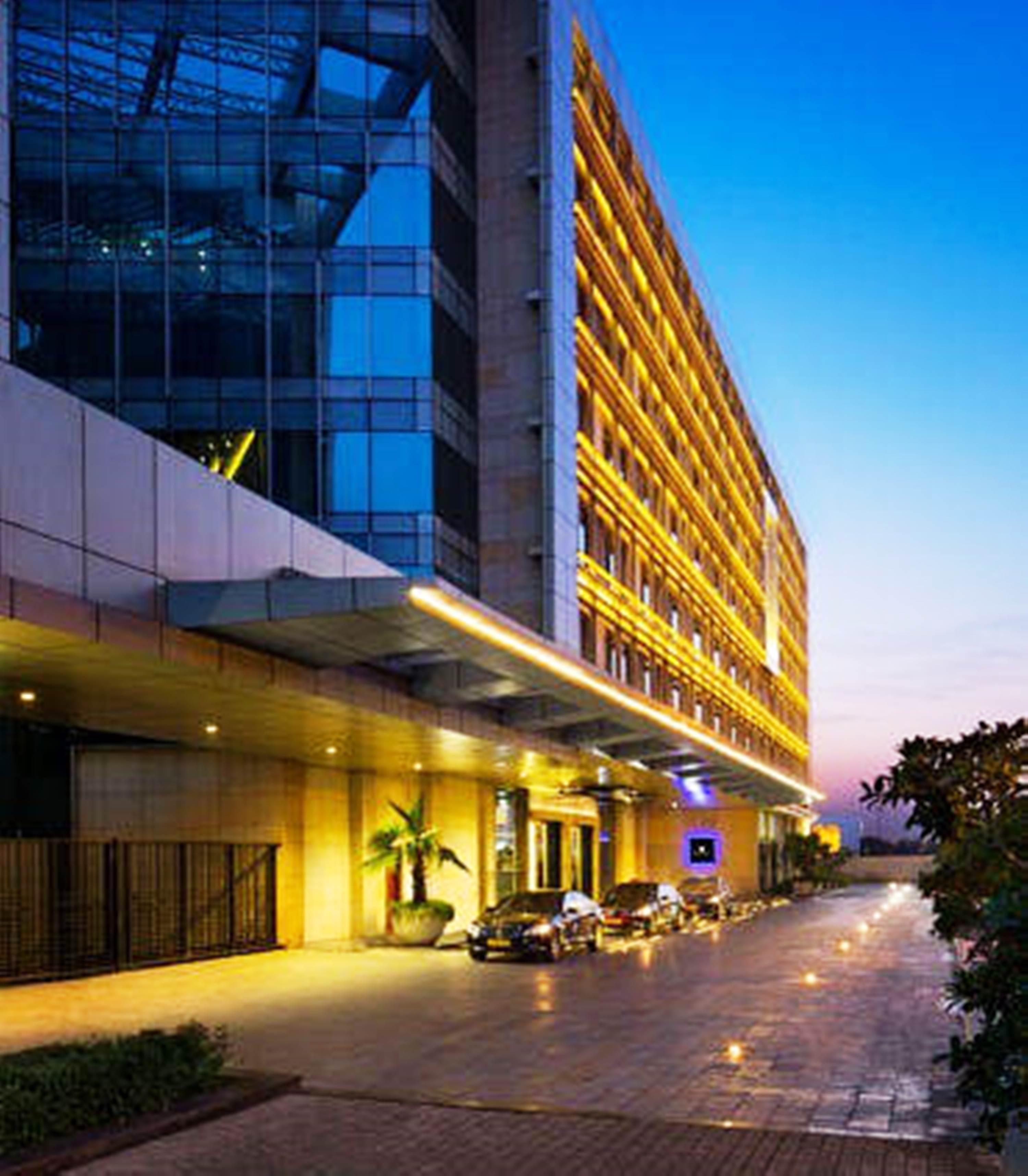 Jw Marriott Hotel New Delhi Aerocity Eksteriør billede