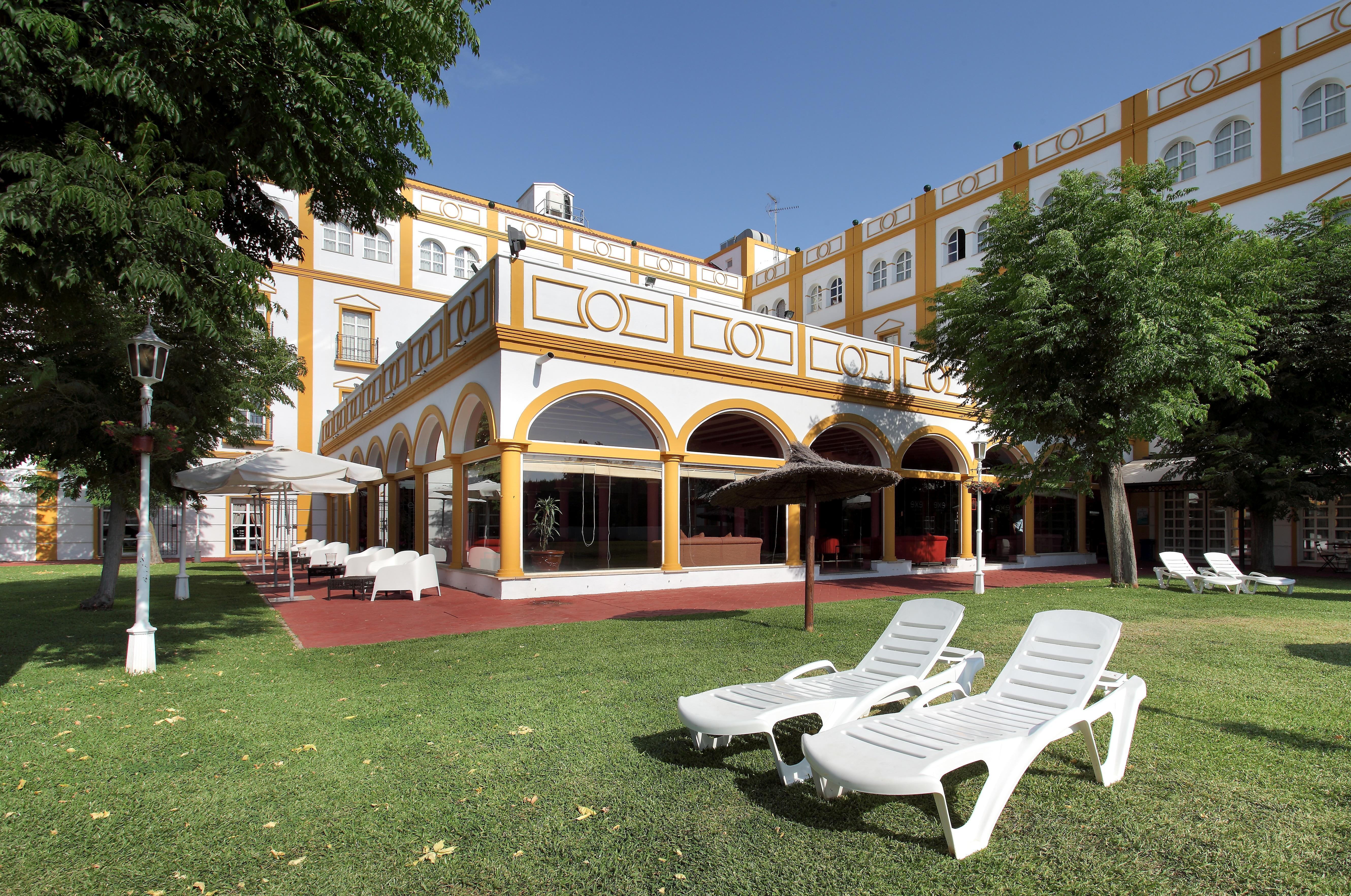 Exe Gran Hotel Solucar Sanlúcar la Mayor Eksteriør billede