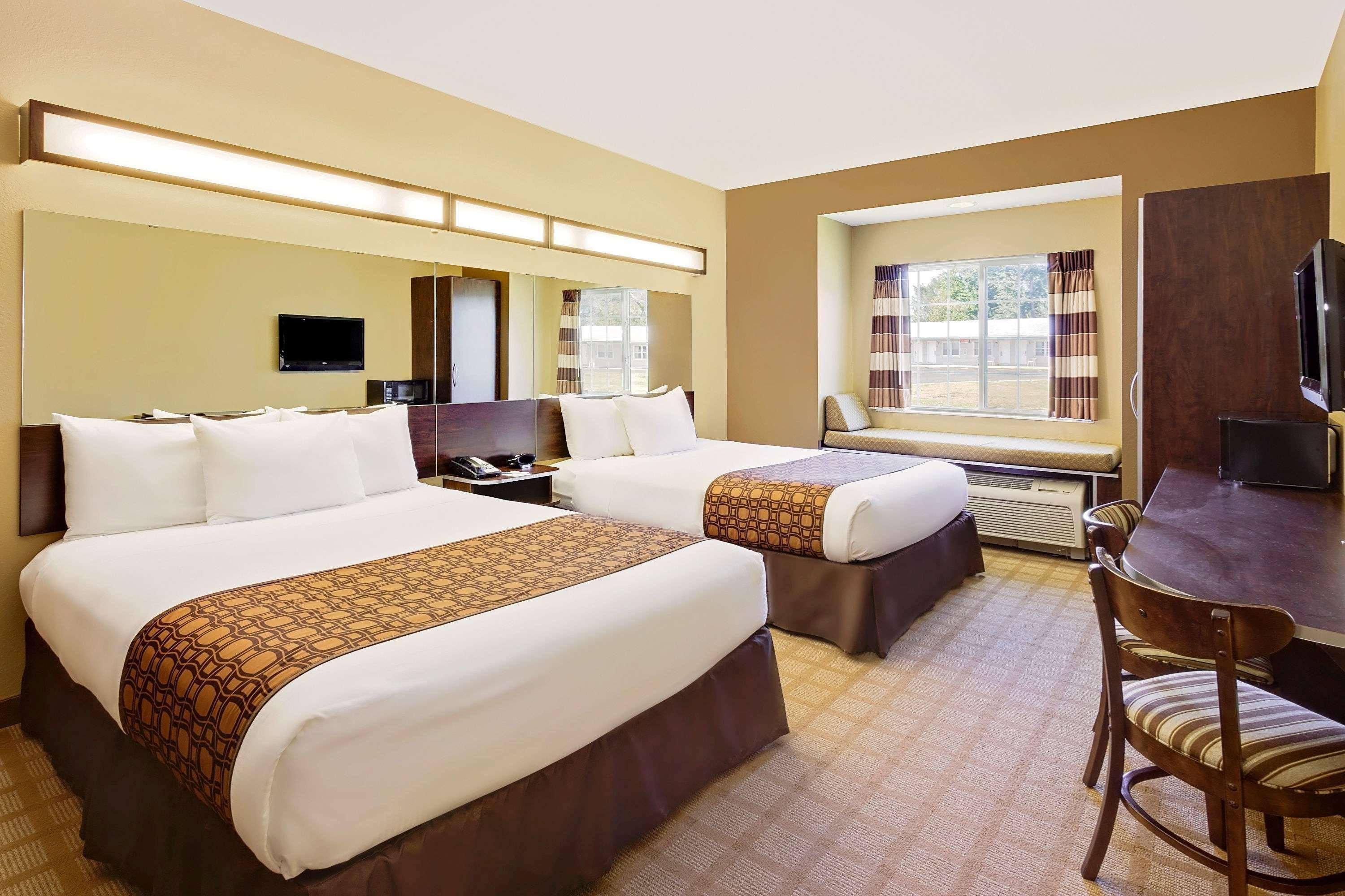 Microtel Inn & Suites By Wyndham Prairie Du Chien Eksteriør billede