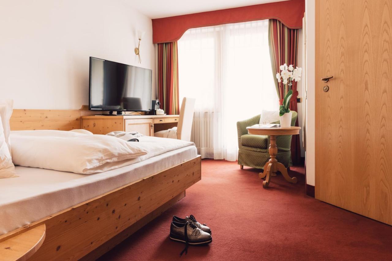 Wellness Refugium & Resort Hotel Alpin Royal - Small Luxury Hotels Of The World Cadipietra Værelse billede