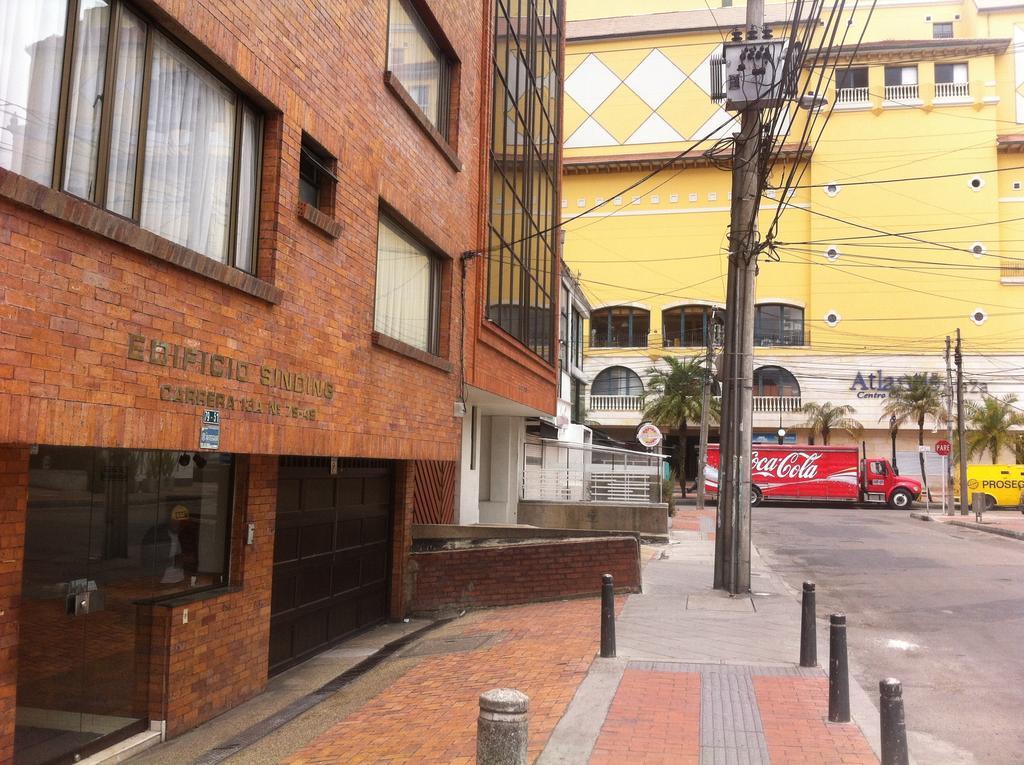 Los Andes Hostel Bogotá Eksteriør billede