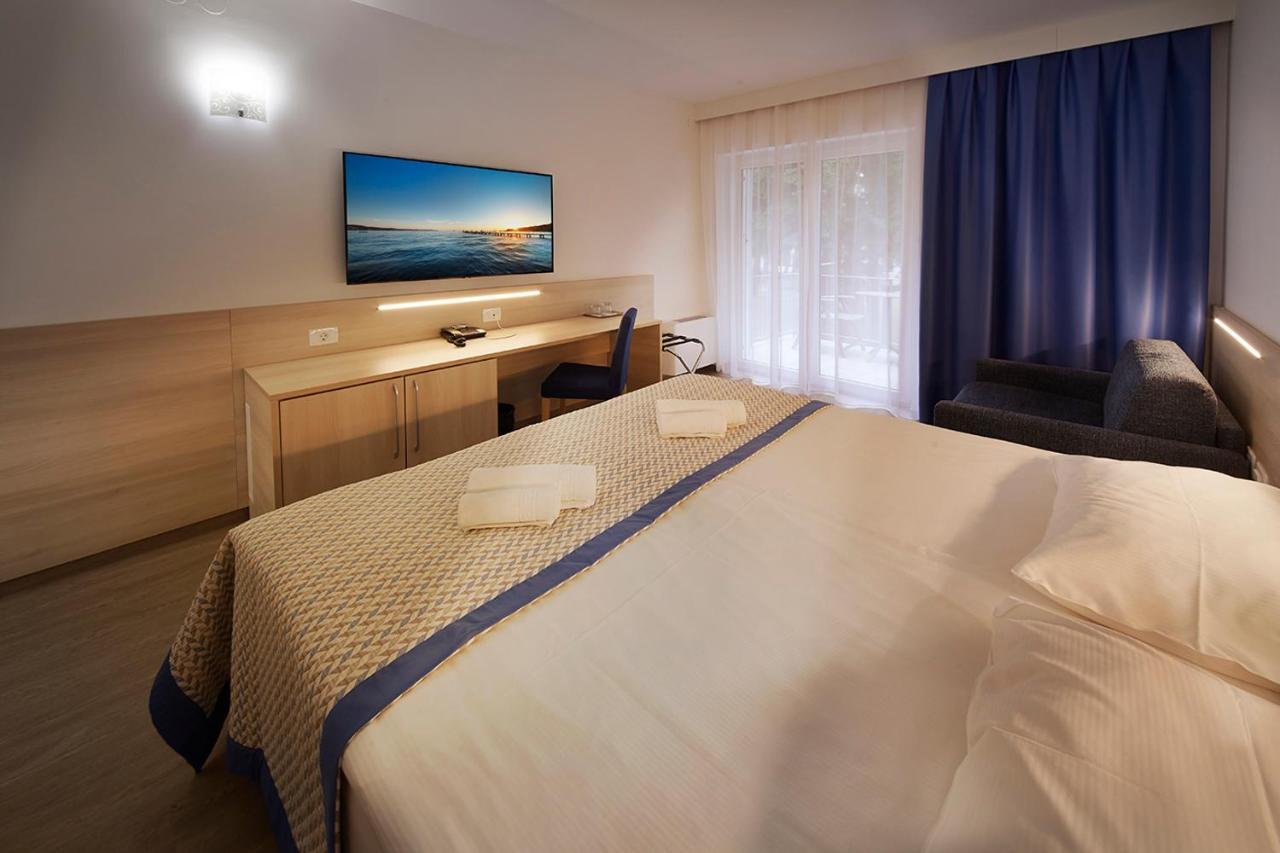 Villa Cedra - Hotel & Resort Adria Ankaran Eksteriør billede