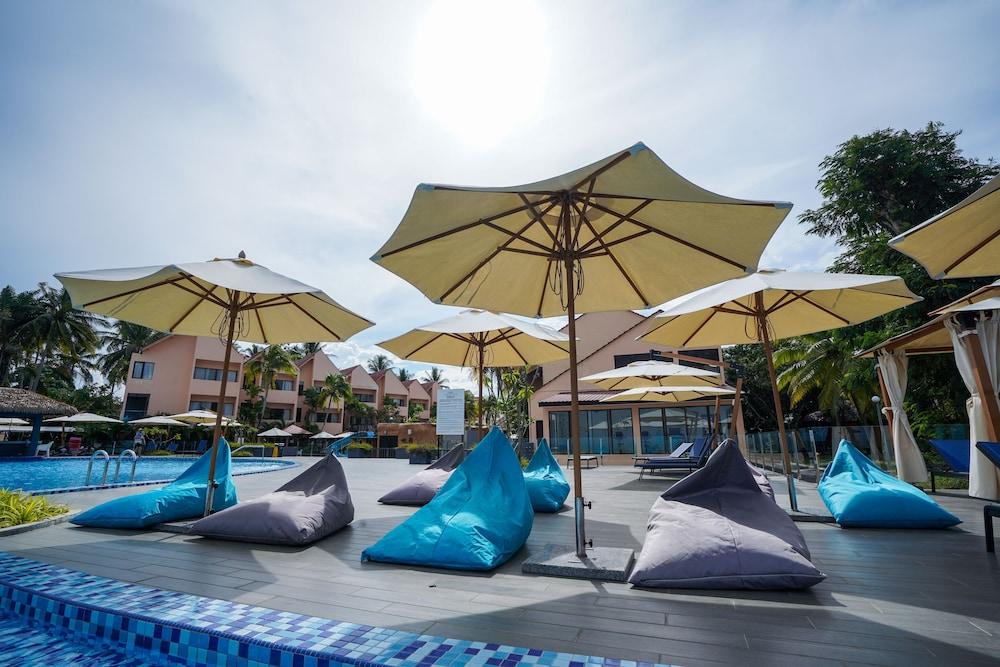 Holiday Villa Beach Resort Cherating Eksteriør billede