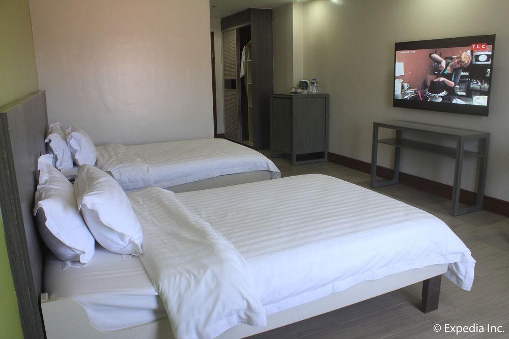 Newtown Plaza Hotel Baguio City Eksteriør billede