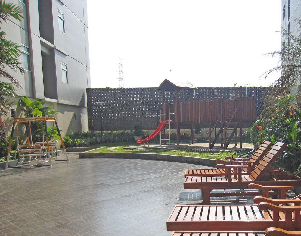 Hotel Gunawangsa Manyar Surabaya Eksteriør billede