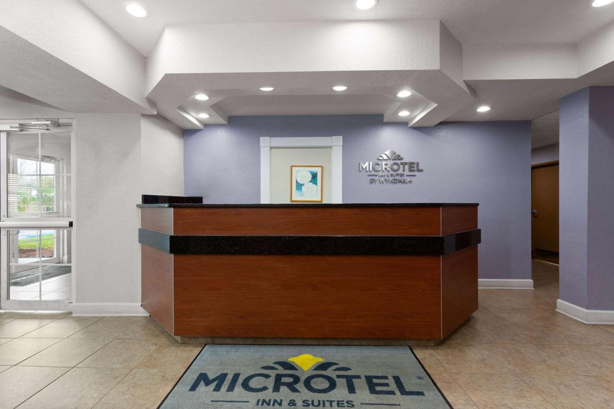 Microtel Inn And Suites - Zephyrhills Eksteriør billede