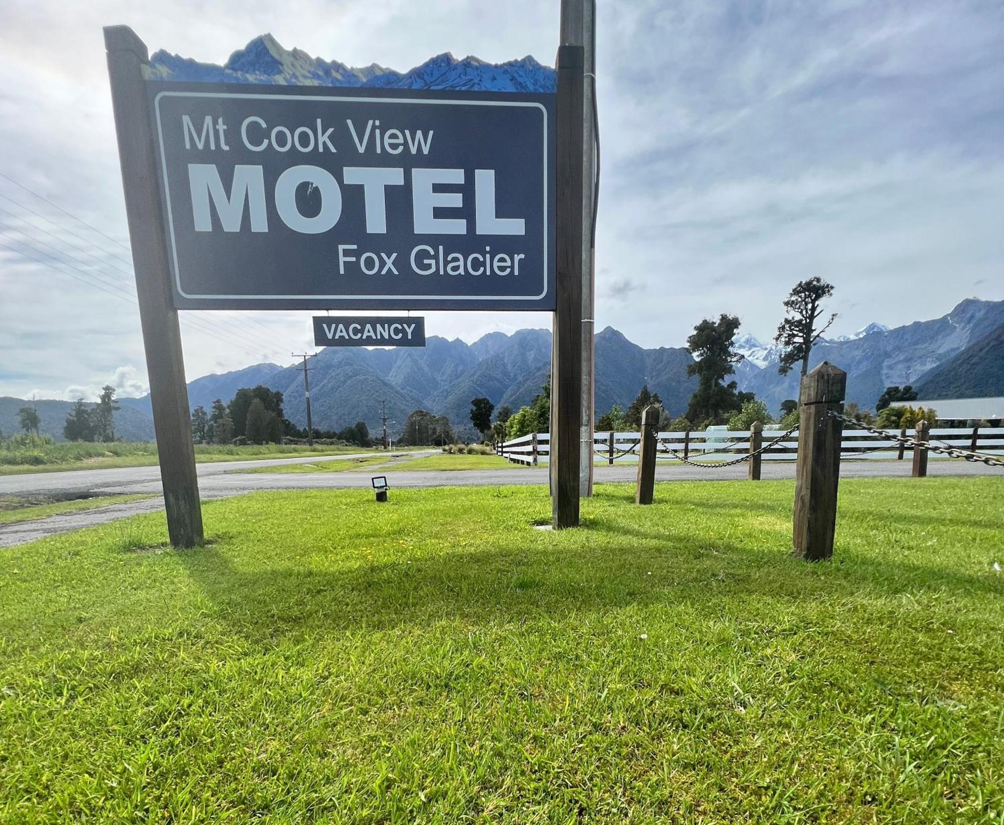 Mt Cook View Motel Fox Glacier Eksteriør billede