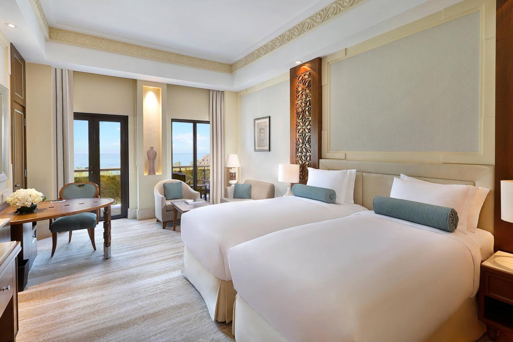 Al Bustan Palace, A Ritz-Carlton Hotel Muscat Eksteriør billede