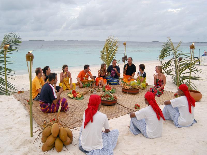 Adaaran Select Meedhupparu Hotel Raa Atoll Eksteriør billede