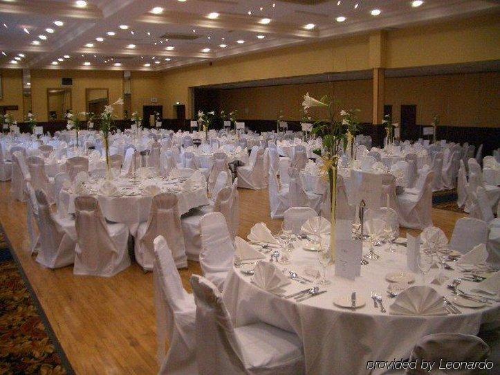 Treacys West County Conference And Leisure Centre Hotel Ennis Restaurant billede