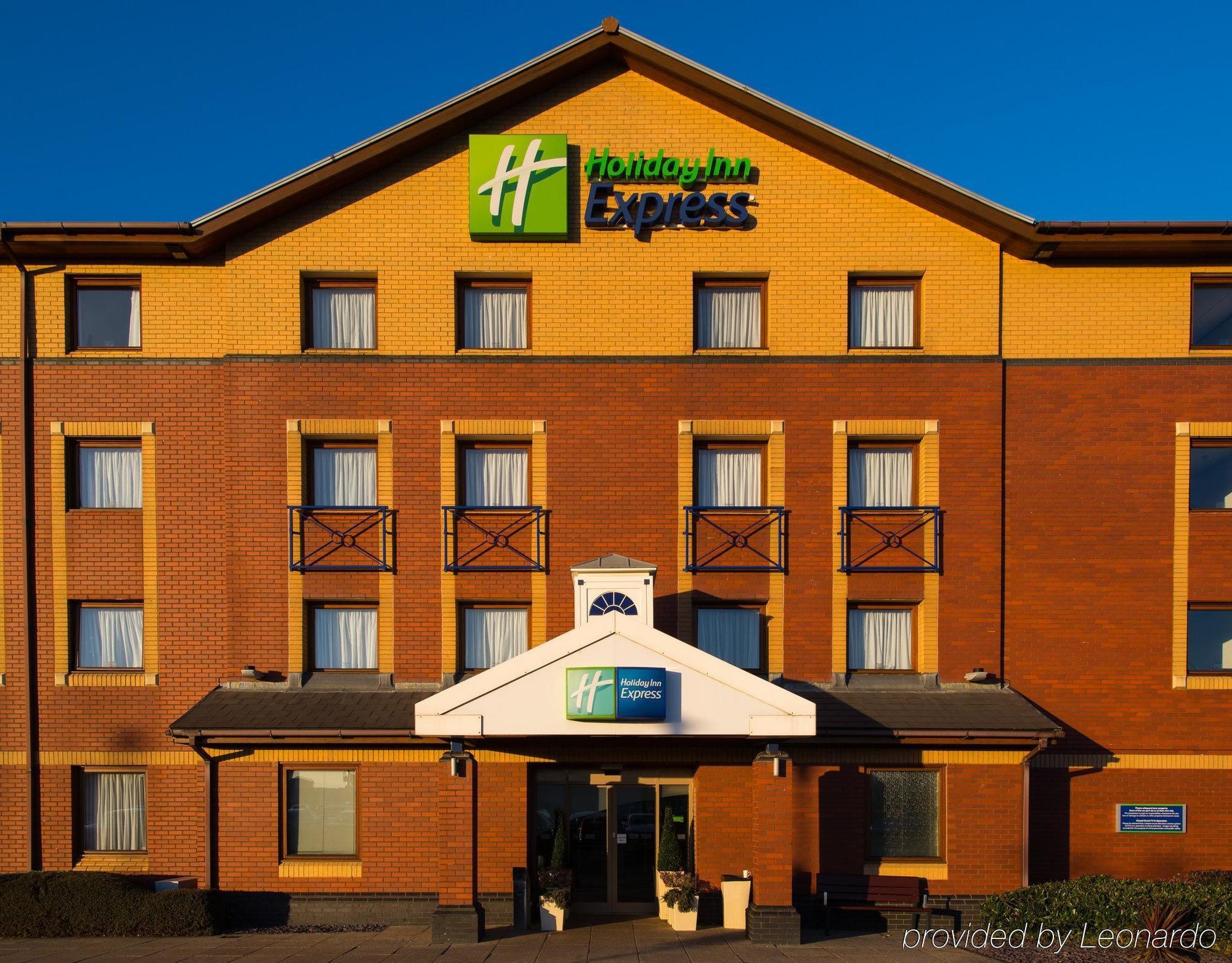 Holiday Inn Express Stoke-On-Trent, An Ihg Hotel Eksteriør billede