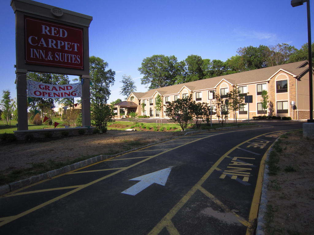 Red Carpet Inn And Suites Monmouth Junction Eksteriør billede