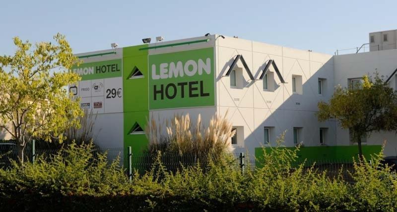 Lemon Hotel - Mery Sur Oise/Cergy Eksteriør billede