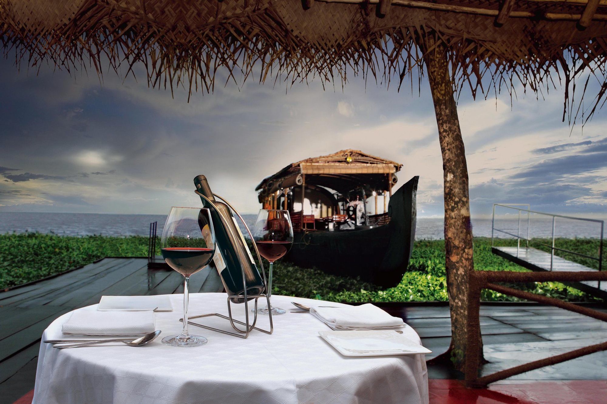 Taj Kumarakom Resort And Spa Kerala Restaurant billede