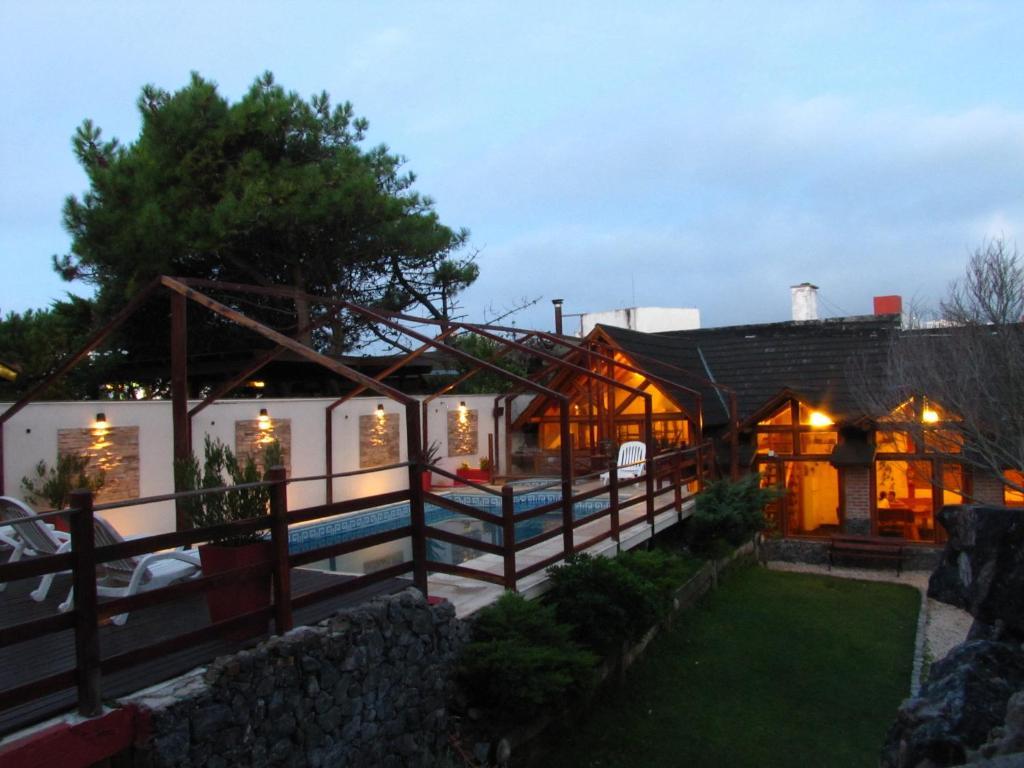 Loma Escondida Apart Cabanas & Spa Villa Gesell Eksteriør billede