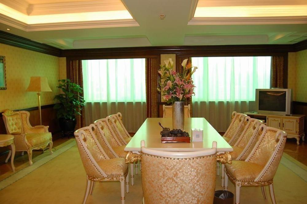 Guizhou Trade Point Hotel Guiyang  Eksteriør billede