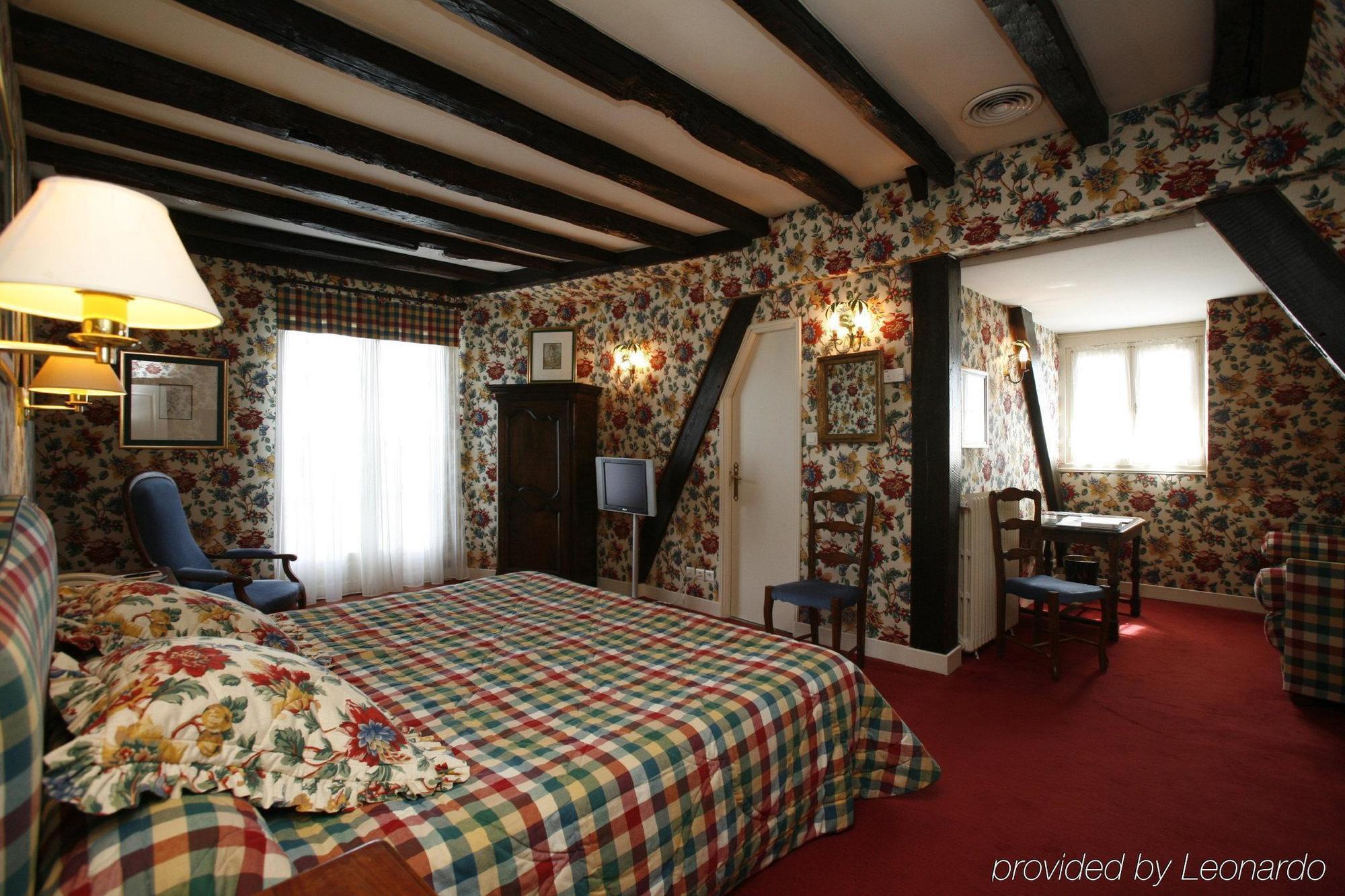 Hotel Chateau De Castel Novel - Les Collectionneurs Varetz Eksteriør billede