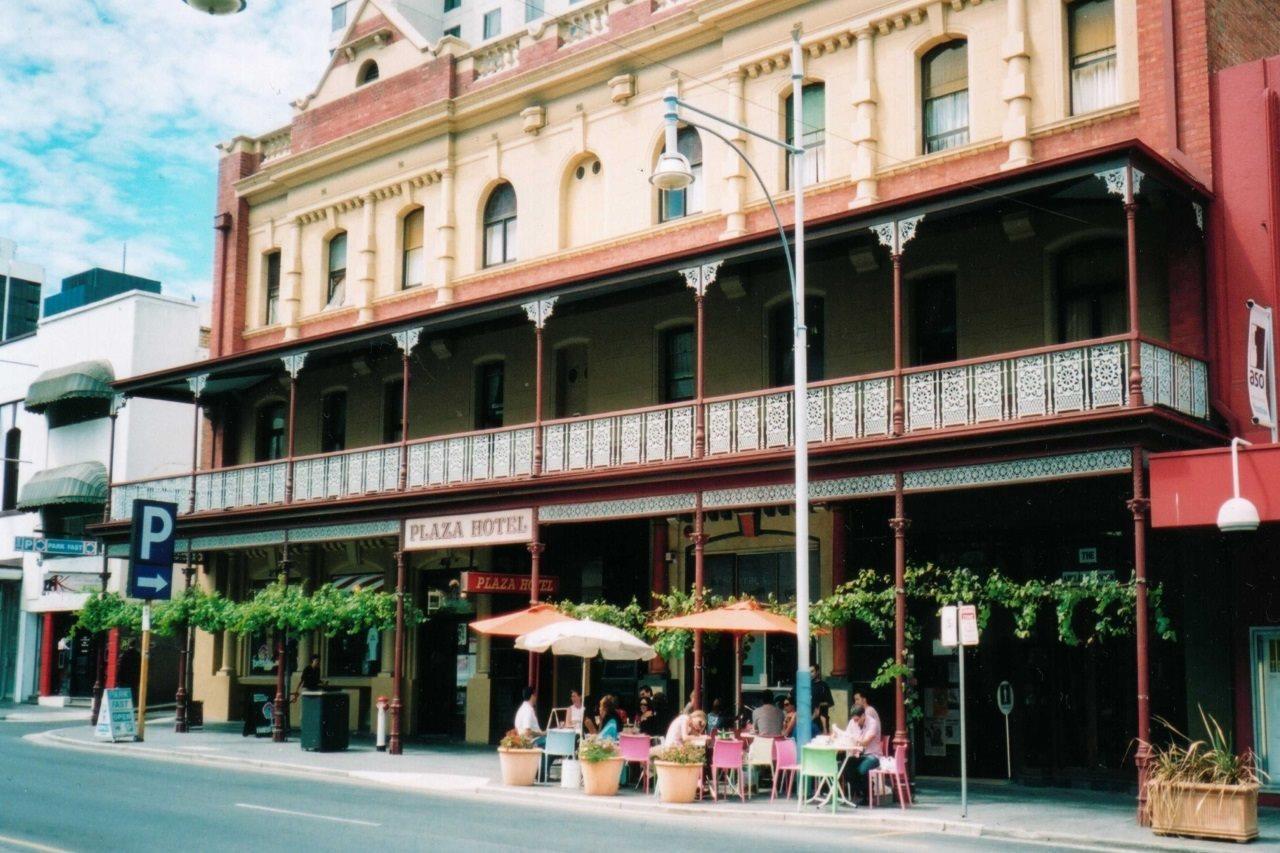 Plaza Hotel Adelaide Eksteriør billede