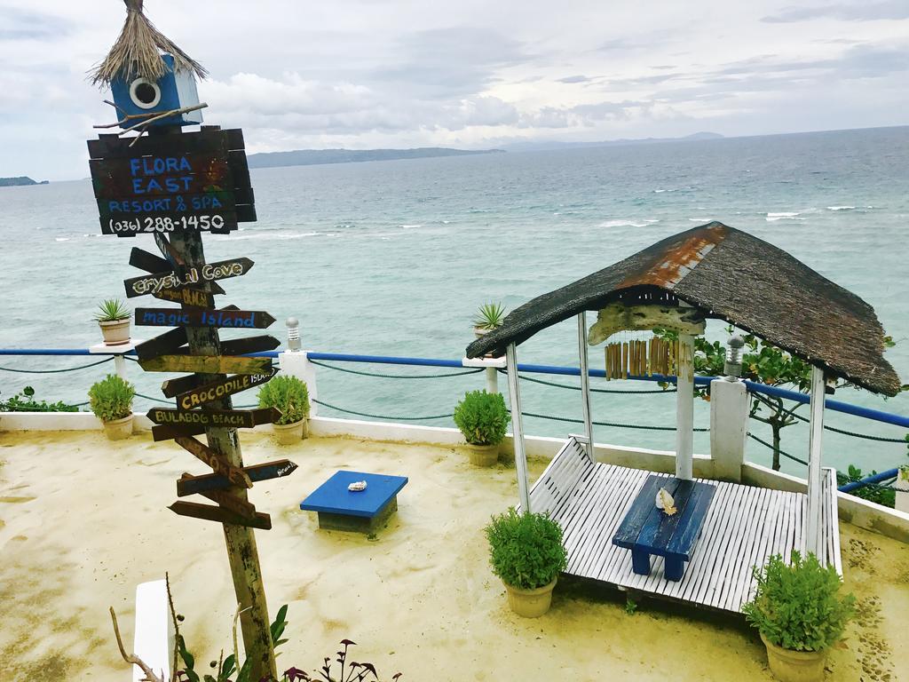 Flora East Resort And Spa Manoc-Manoc Eksteriør billede