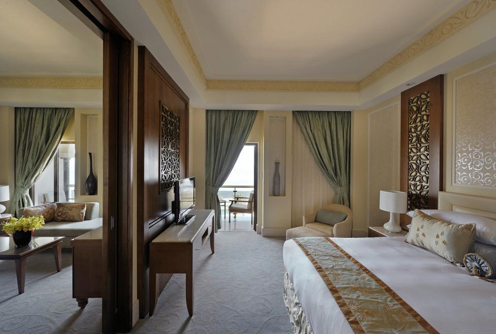 Al Bustan Palace, A Ritz-Carlton Hotel Muscat Værelse billede