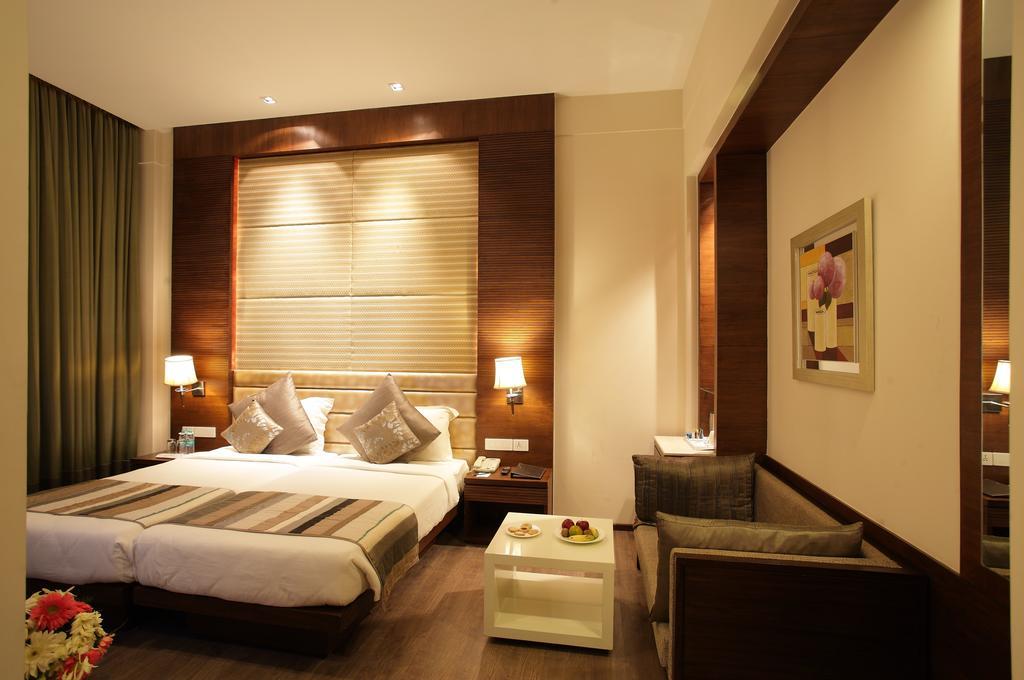 Oodles Hotel New Delhi Eksteriør billede