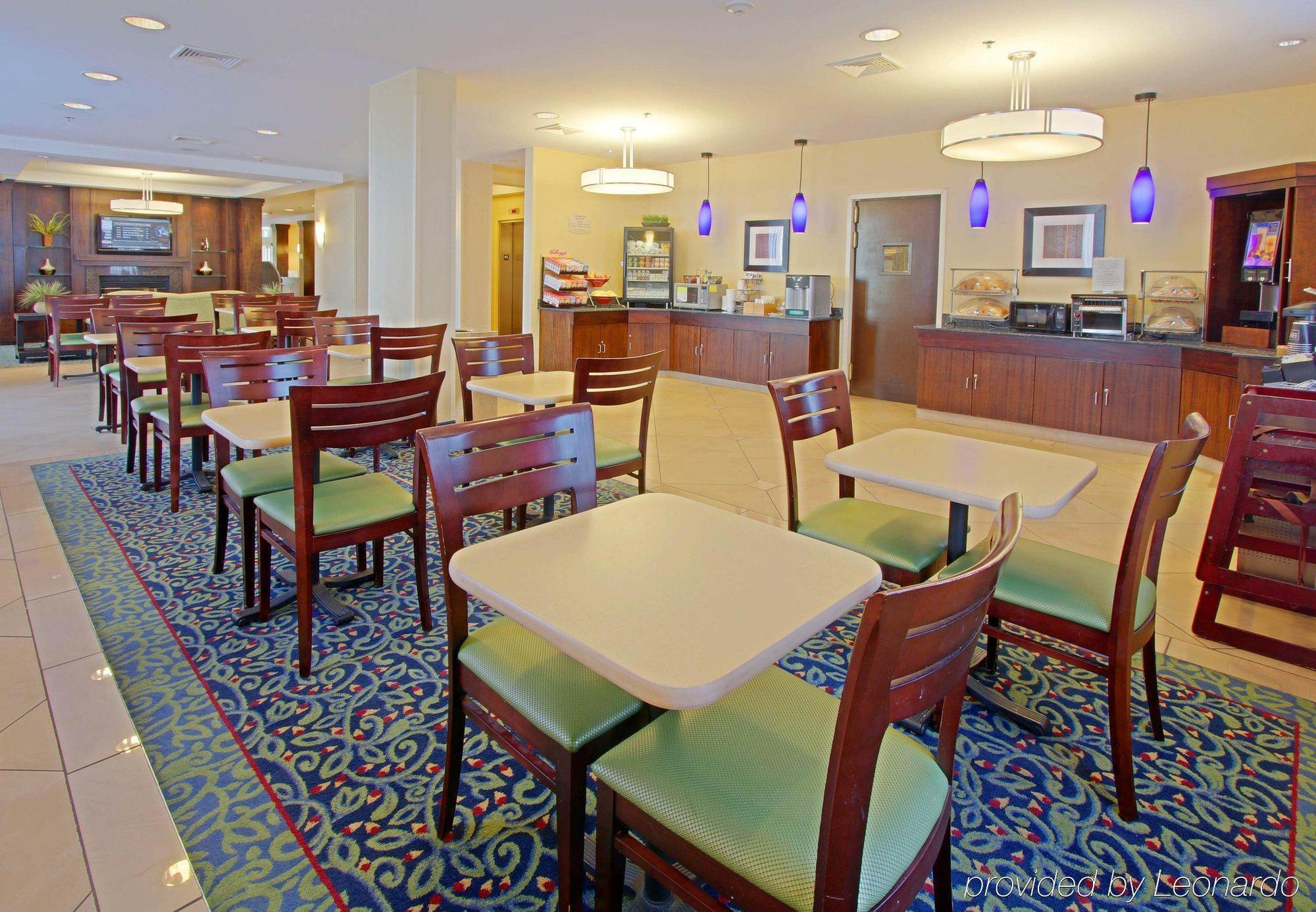 Fairfield Inn & Suites By Marriott New York Long Island City/Manhattan View Restaurant billede