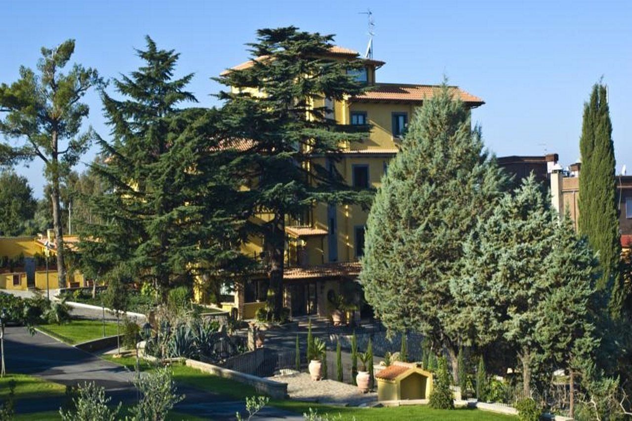 Hotel Poggio Regillo Frascati Eksteriør billede