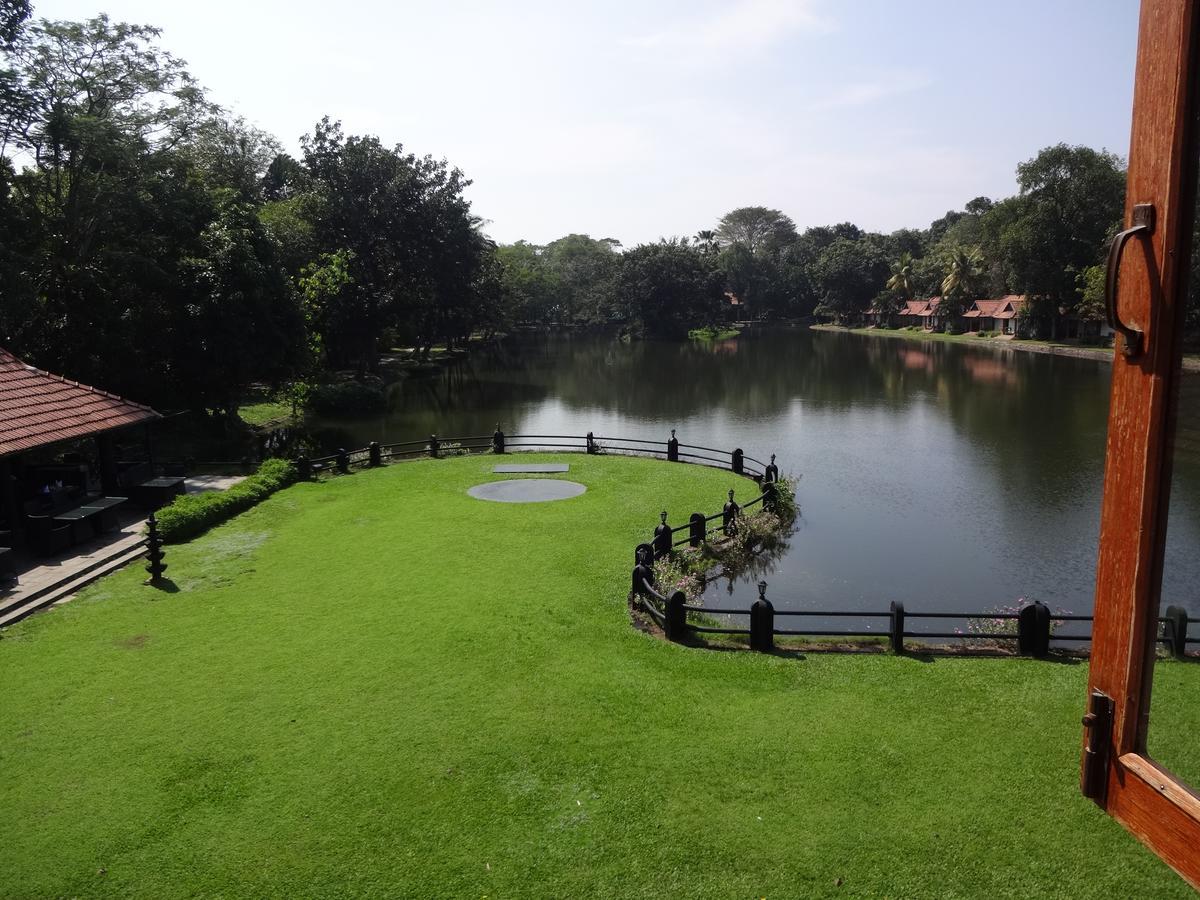 Taj Kumarakom Resort And Spa Kerala Eksteriør billede