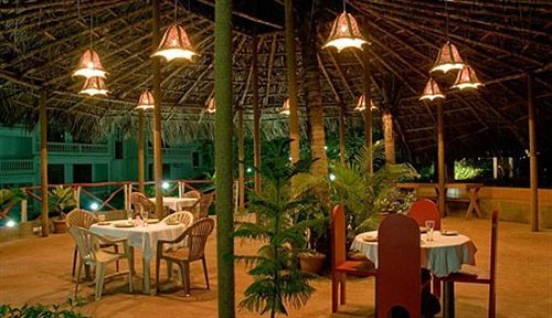 Best Western Peace Valley Hotel Goa Eksteriør billede