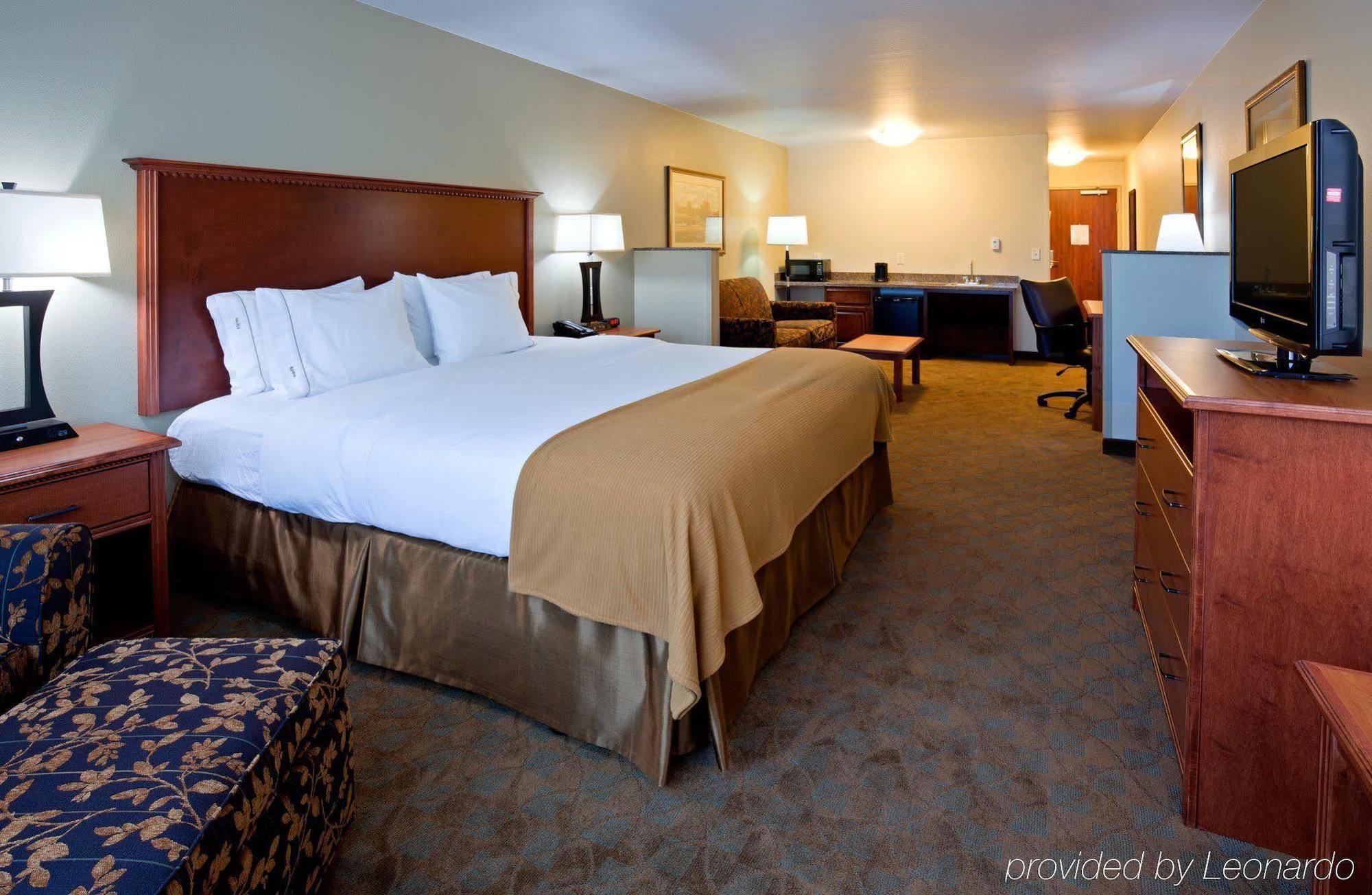 Holiday Inn Express & Suites - Mason City, An Ihg Hotel Værelse billede